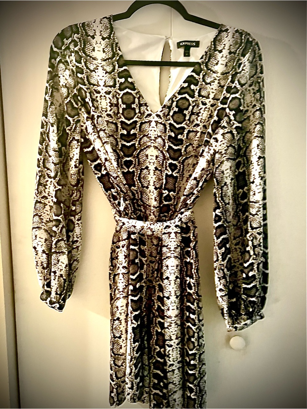 Express Black & Cream Snake-Print Long Sleeve Wrap Dress